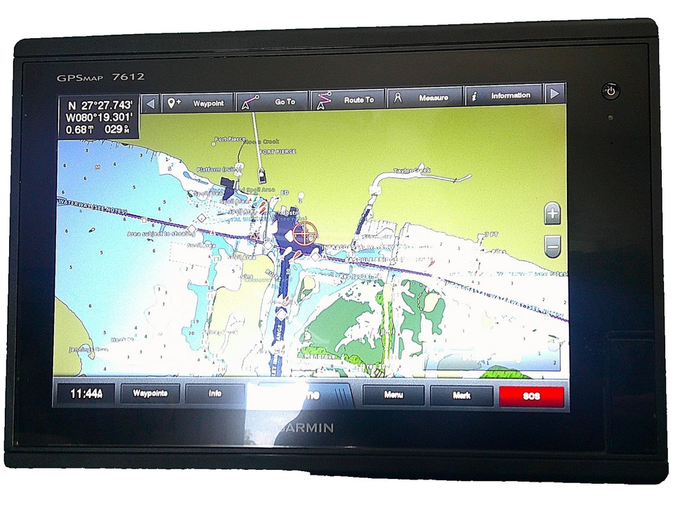 Garmin GPSMAP 7612 chart plotter
