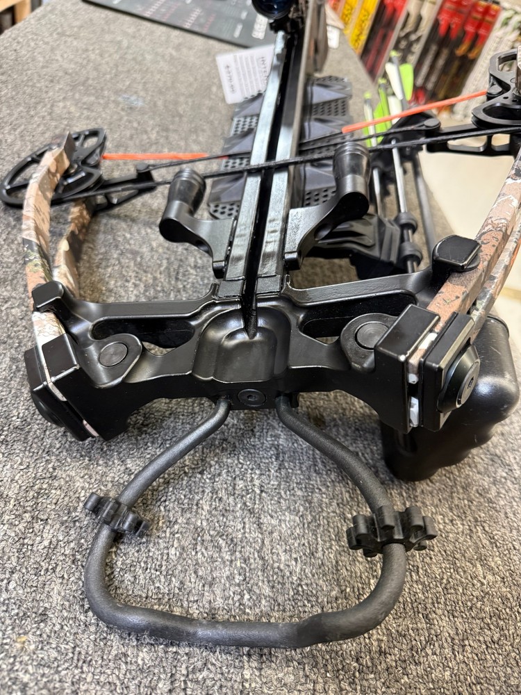 Bear Archery Bear X Intense 400fps Crossbow