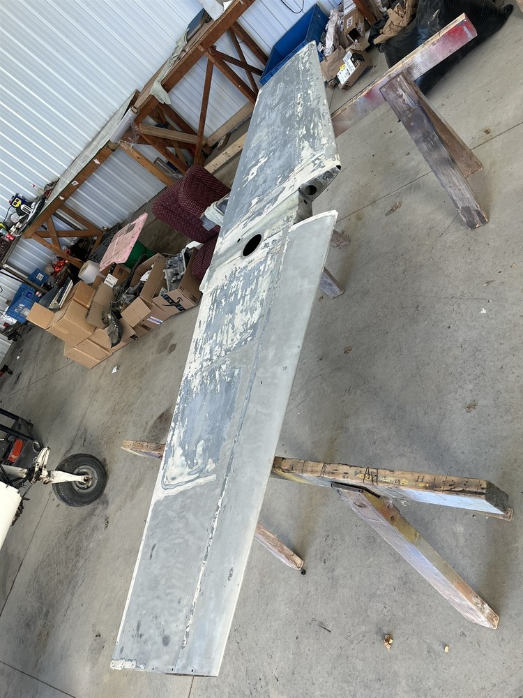 66 Cessna 150 F tail horizontal stabilizer assembly 0432001-59