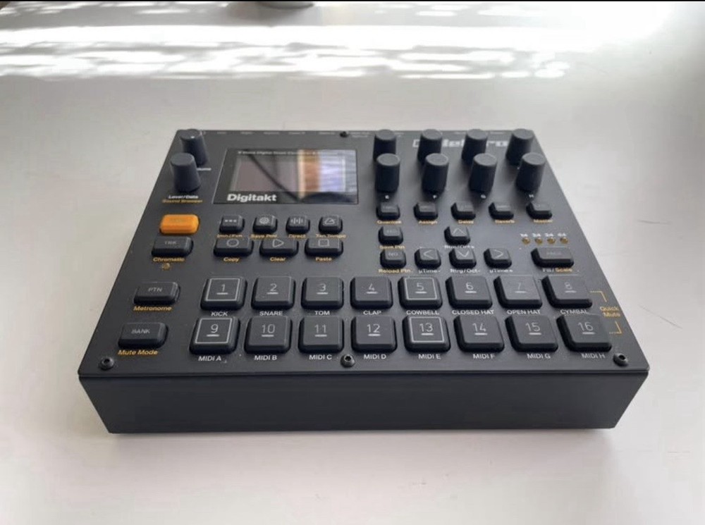 Elektron Digitakt 8-Track Sampler Midi Sequencer