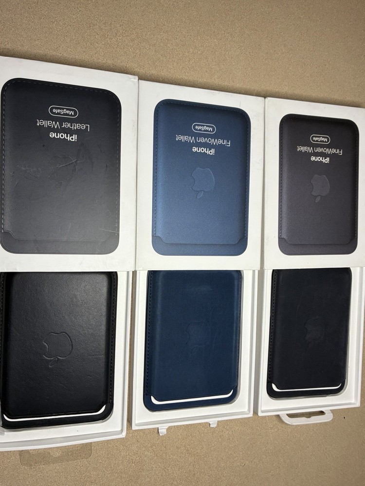 Apple MagSafe Leather Wallet for iPhone - Black