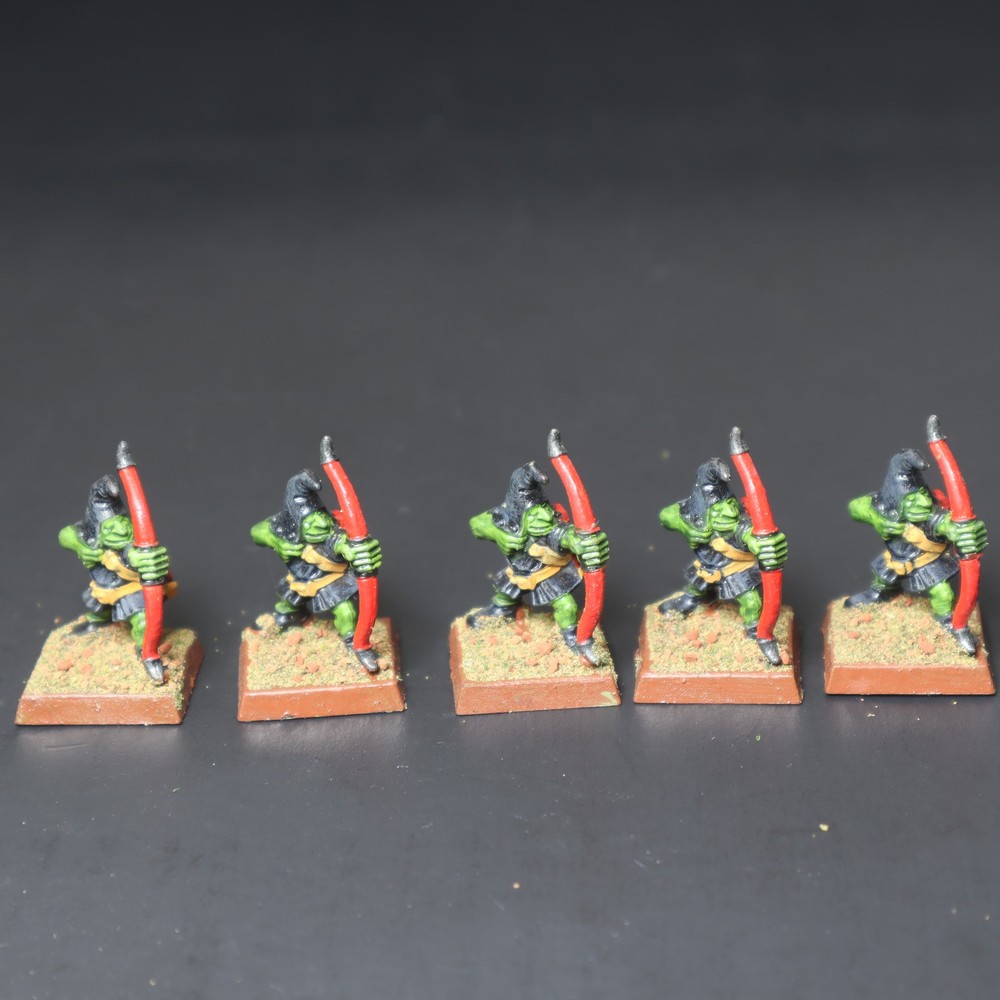 Orcs and Goblins, 4th Ed. Plastic Goblins w/ Bows , Games Workshop
