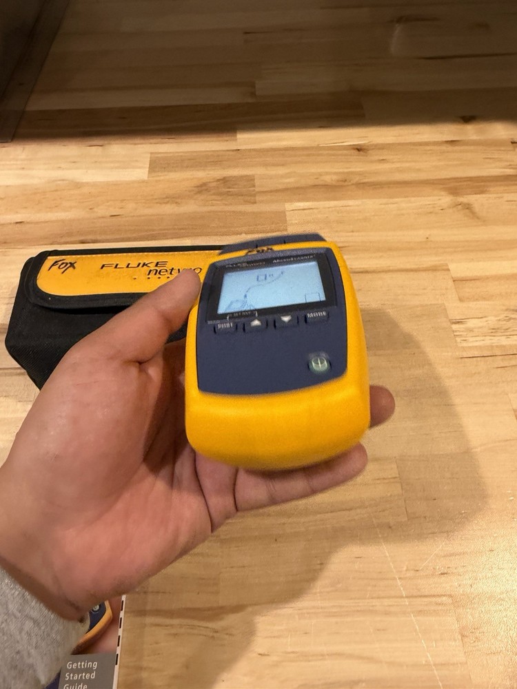 FLUKE NETWORKS MICROSCANNER 2 W/ BAG & MANUAL / SHIPS FAST