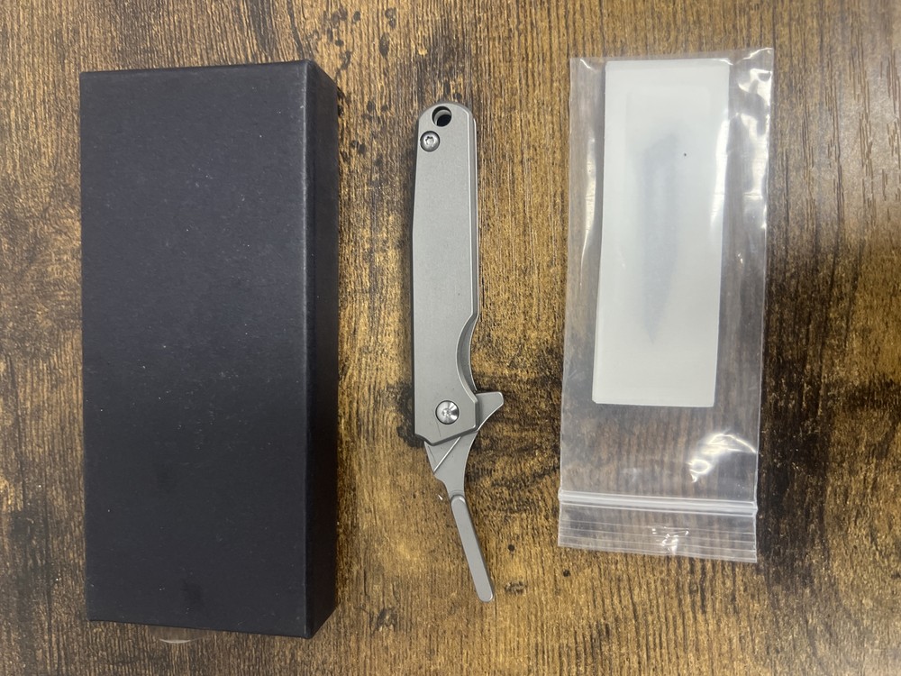 Samior Small Slim Scalpel Folding Pocket Flipper Knife