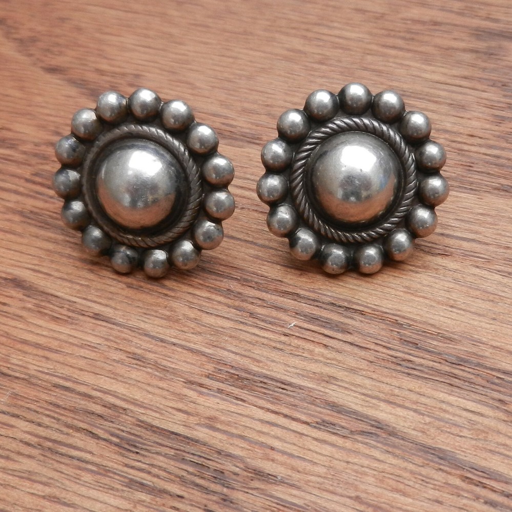 Silver Pressed Bead EARRINGS Candlewick & Rope Edge Screw-back  2.4gr ea   S30e