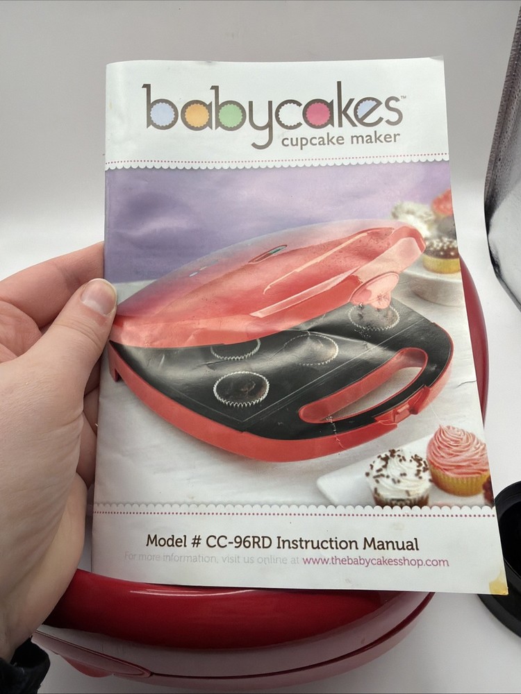 Babycakes Mini Cupcake Maker Nonstick Plates 8-Cup Capacity CC-96RD