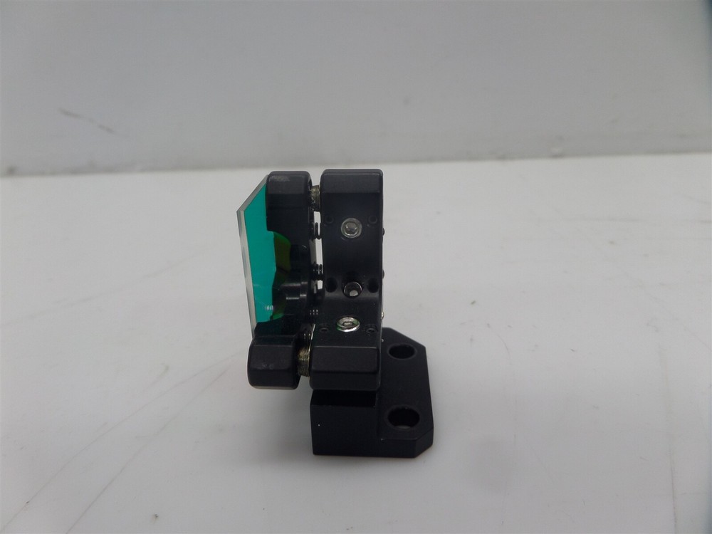 Thorlabs 105905-A Lens