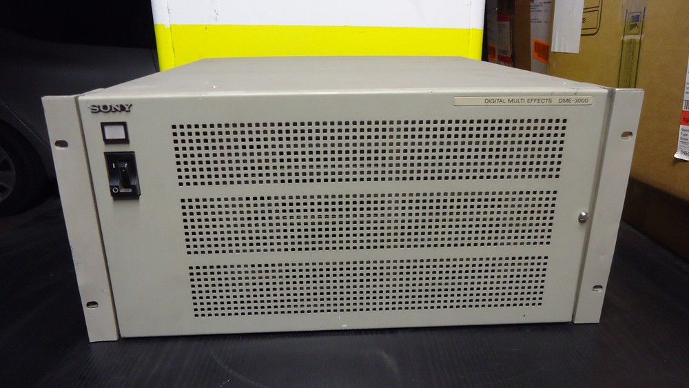 SONY DME-3000 digital multi effect