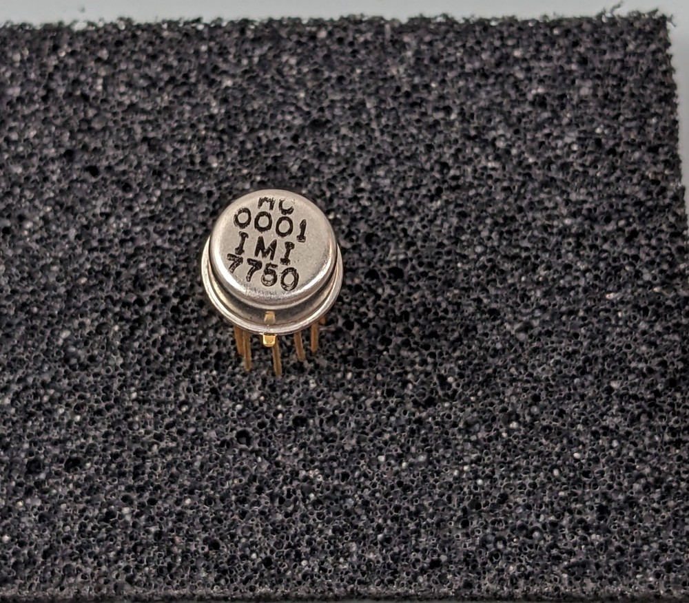 (10) IMI HC0001 ICs, 10-Pin