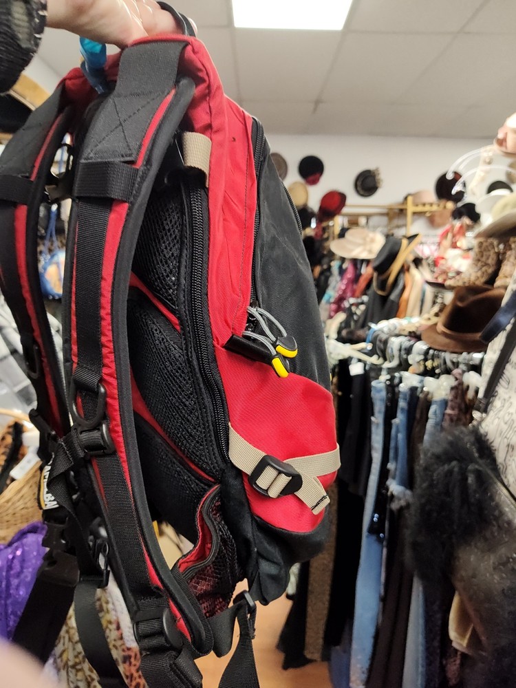 Camelback Backpack Hydration Cycling Hiking Camping Black/red w/Bladder
