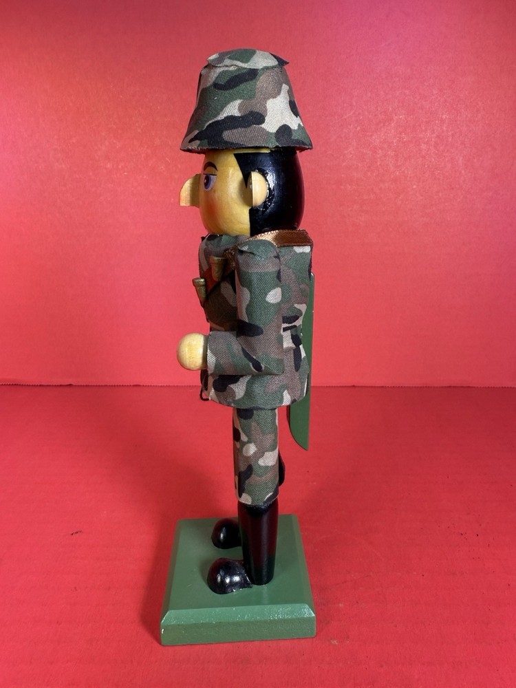 Military Army Man Wooden Nutcracker Christmas Nutcracker