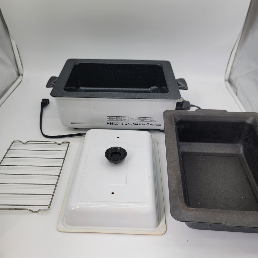 Nesco 4 Qt Roaster Oven White w Lid Insert Rack Adjustable Temp Tested