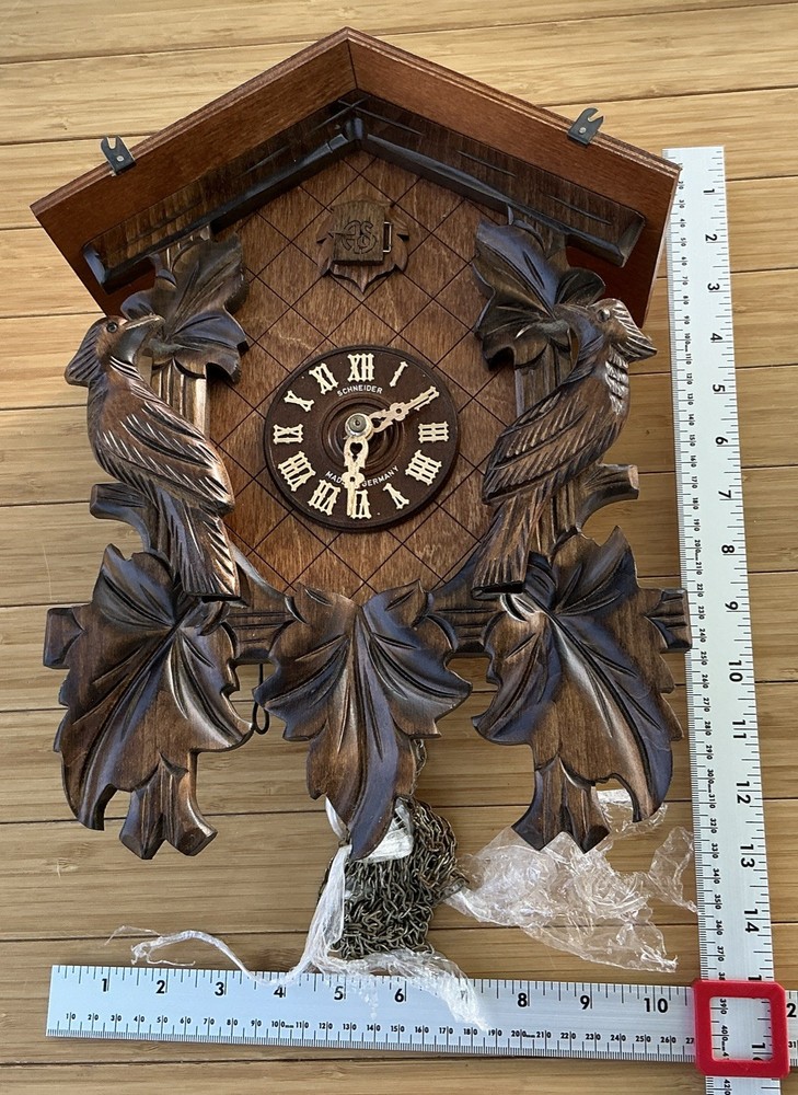 ANTON SCHNEIDER VINTAGE BLACK FOREST CUCKOO CLOCK  FOR REPAIR READ DESCRIPTION
