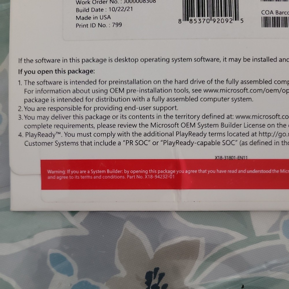 Microsoft Windows 11 Pro DVD