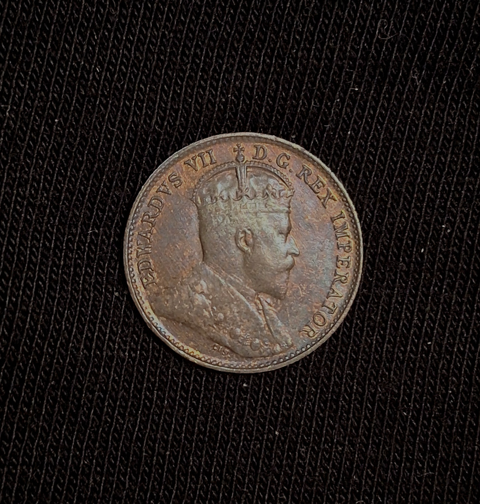CANADA-1903 5 CENT SILVER-AU-DARK TONING