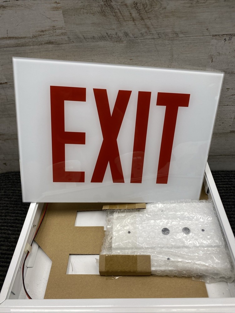 HUBBELL CLSCSRW-RC-3 DUAL LITE EMERGENCY AND EXIT LIGHTING