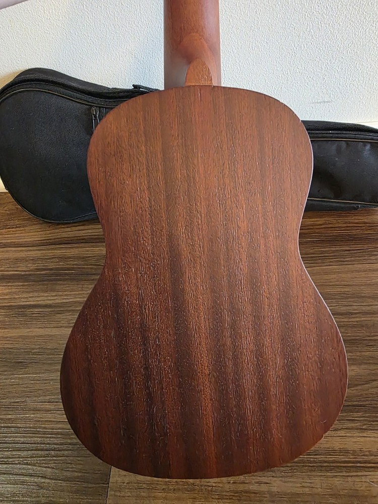 Lanikai LU-11 Ukulele With Soft Case Bundle 20" Long