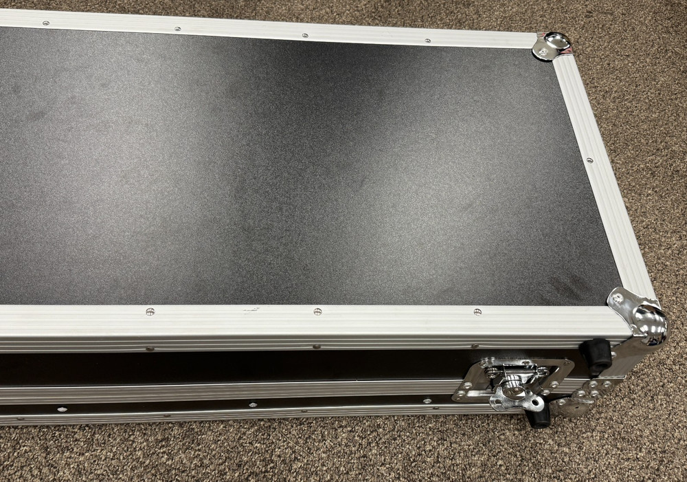 DJ-Tech HYBRID101 Ultimate 4-deck Midi Controller System - Defective - For PARTS