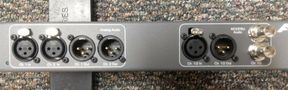 AJA KL Box - Breakout Box