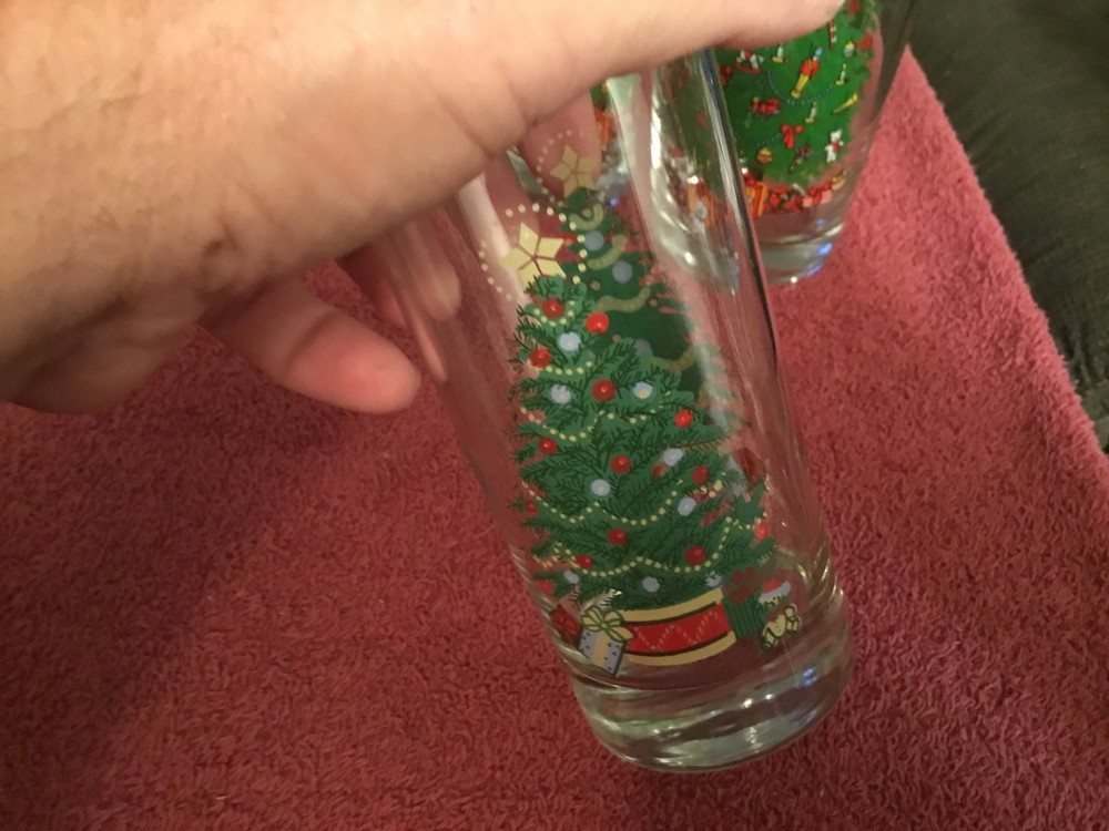 6 Assorted Christmas Drinking Glasses