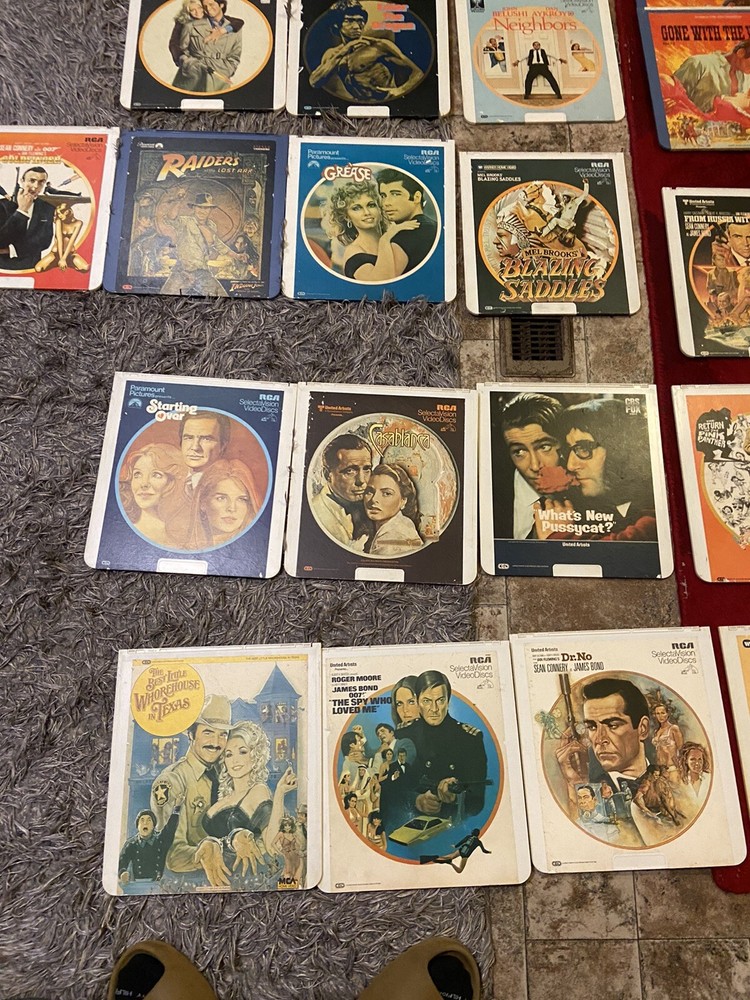 RCA Selectavision VideoDisc Player SFT W 100 System Powers On Untested + 45 DISC