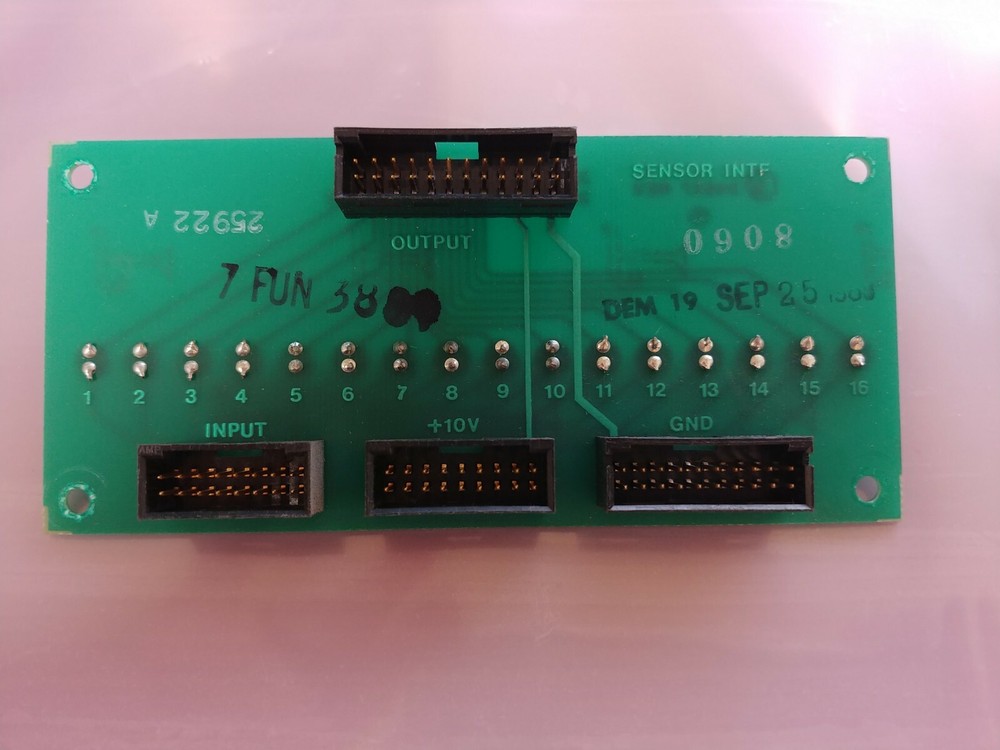 Universal Instruments Sensor INTF 2 Board 25922000