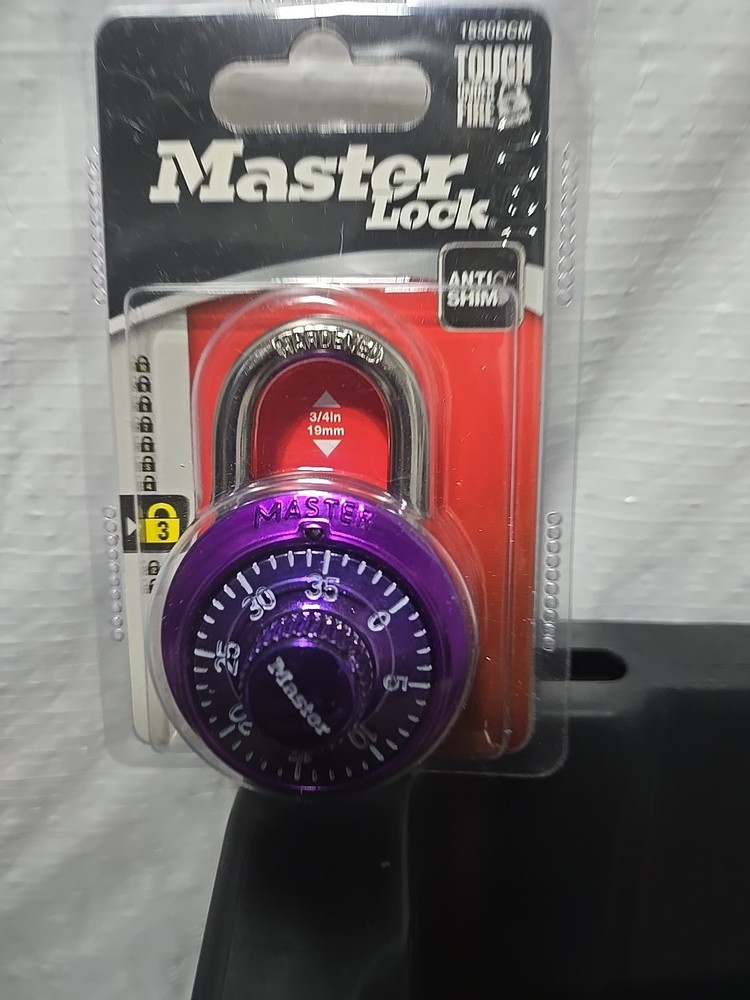 Master Lock Combination Padlock BLUE 1530DCM - Security Level 3 NEW SEALED