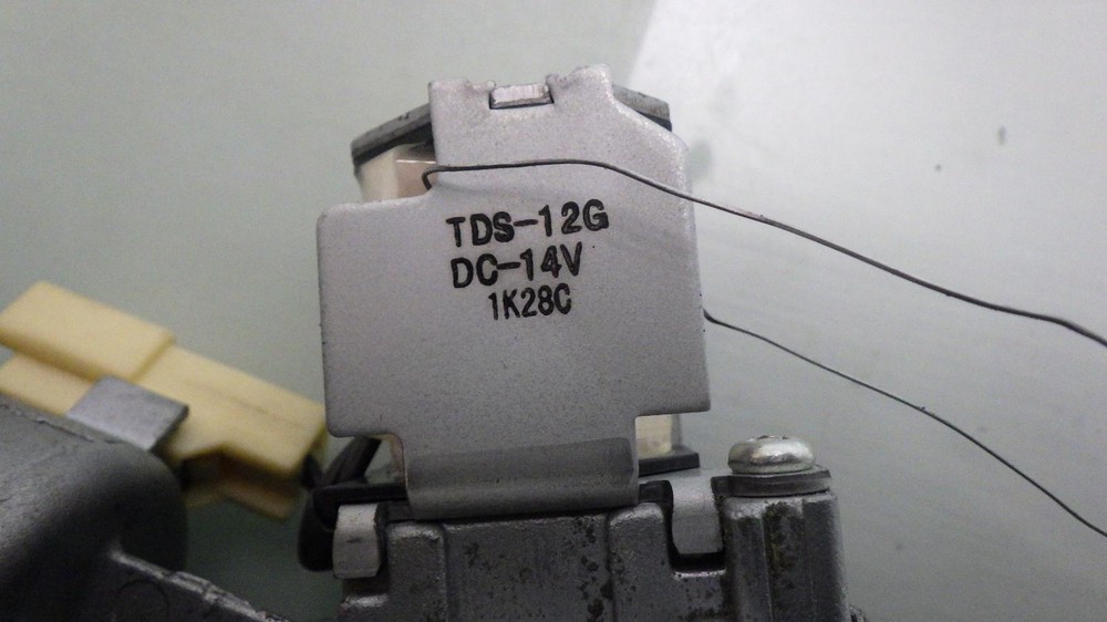 13 MAZDA 3 Ignition W/Key