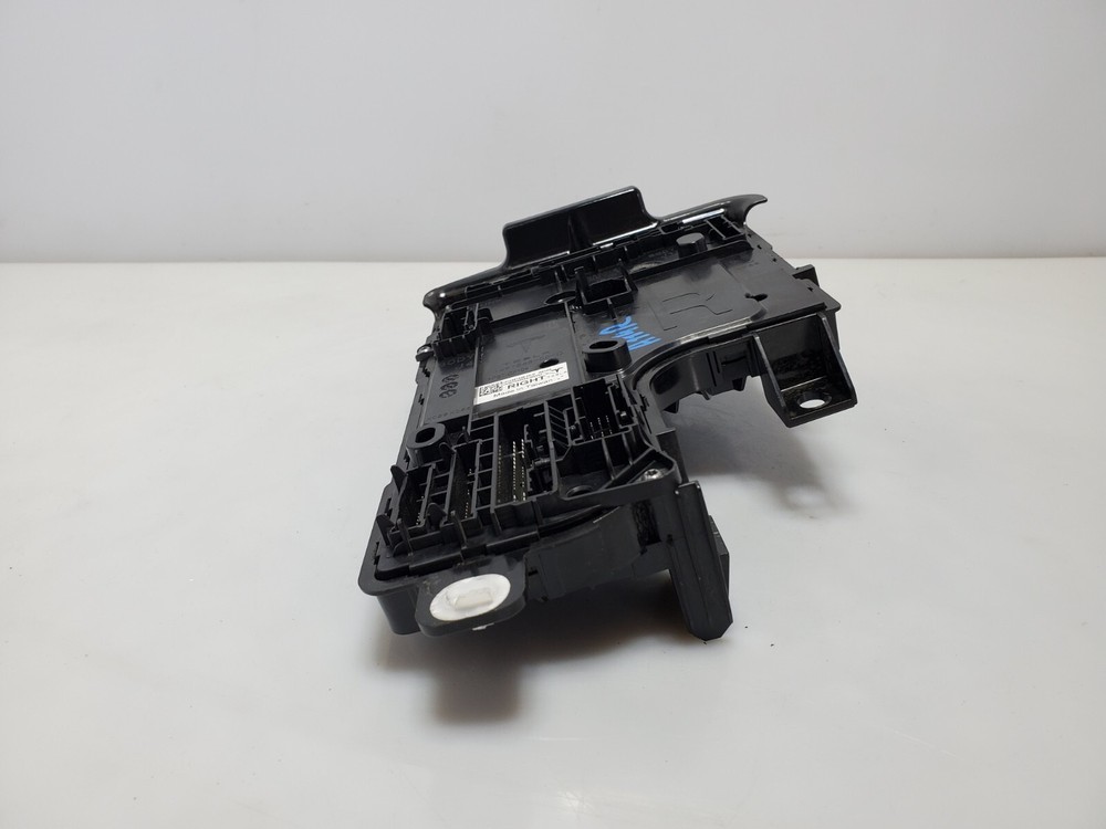 ✅ 20-22 OEM Tesla Model Y Right Passenger Side Voltage Body Control Module Unit