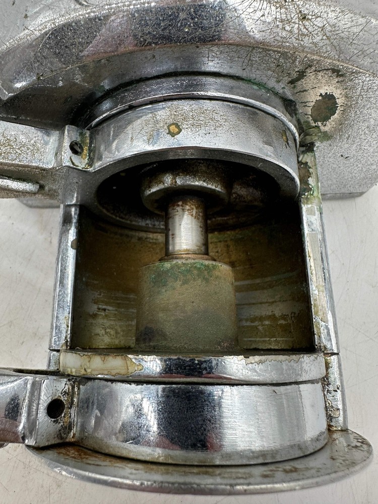 Matthews Marine Systems Left / Right Lever Steerer (Used)