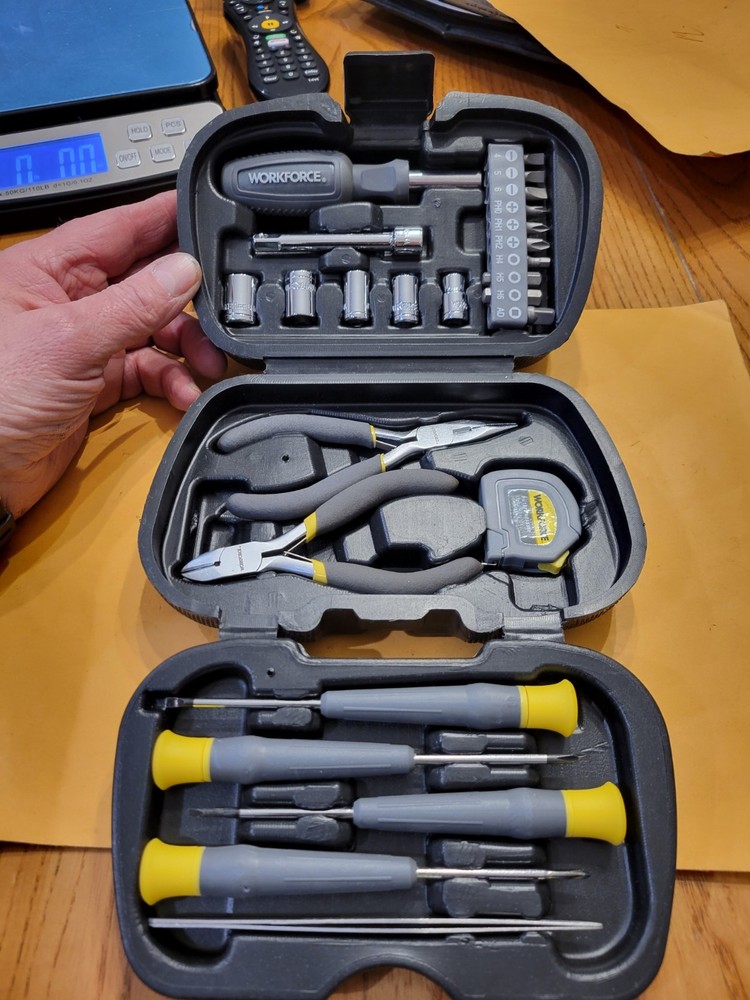 WORKFORCE 16 PIECE MINI FOLDING TOOL KIT- NICE
