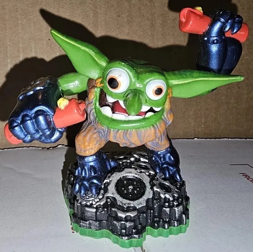 Skylanders Spyros Adventure Tech Element ~Boomer~ Figure 2011