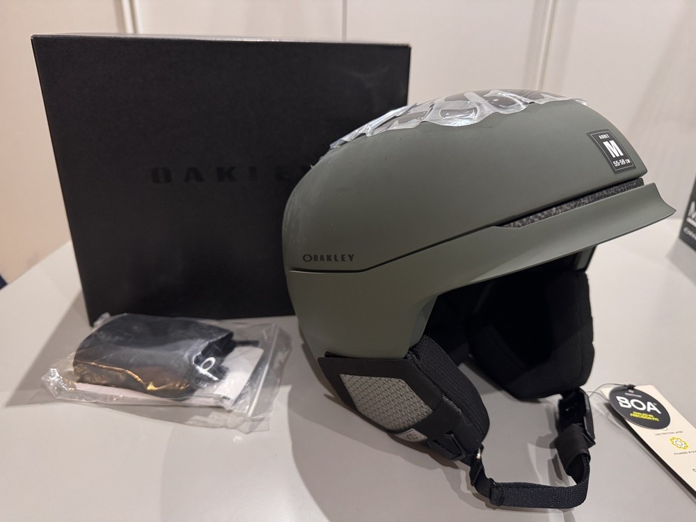 Oakley MOD5 MIPS Ski Helmet Medium (55-59cm) Dark Brush NEW