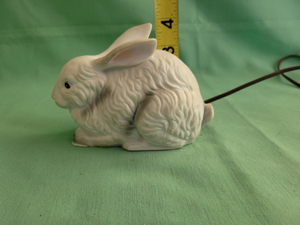 vintage 1960's-70's ceramic bunny night light
