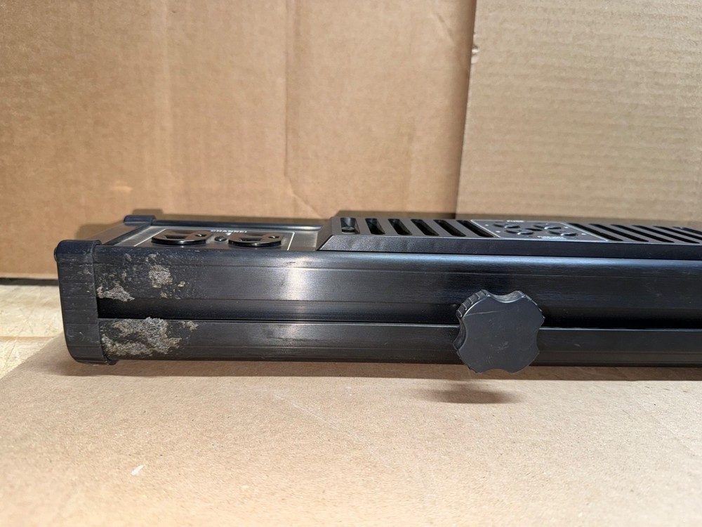 ELATION PRO BAR 4, 4-CHANNEL DMX BAR