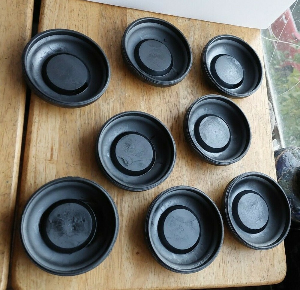 NETHERCUTT ECLIPSE CLAY TARGET LOT. MATTE BLACK 10PC. SKEET, TRAP SHOOTING