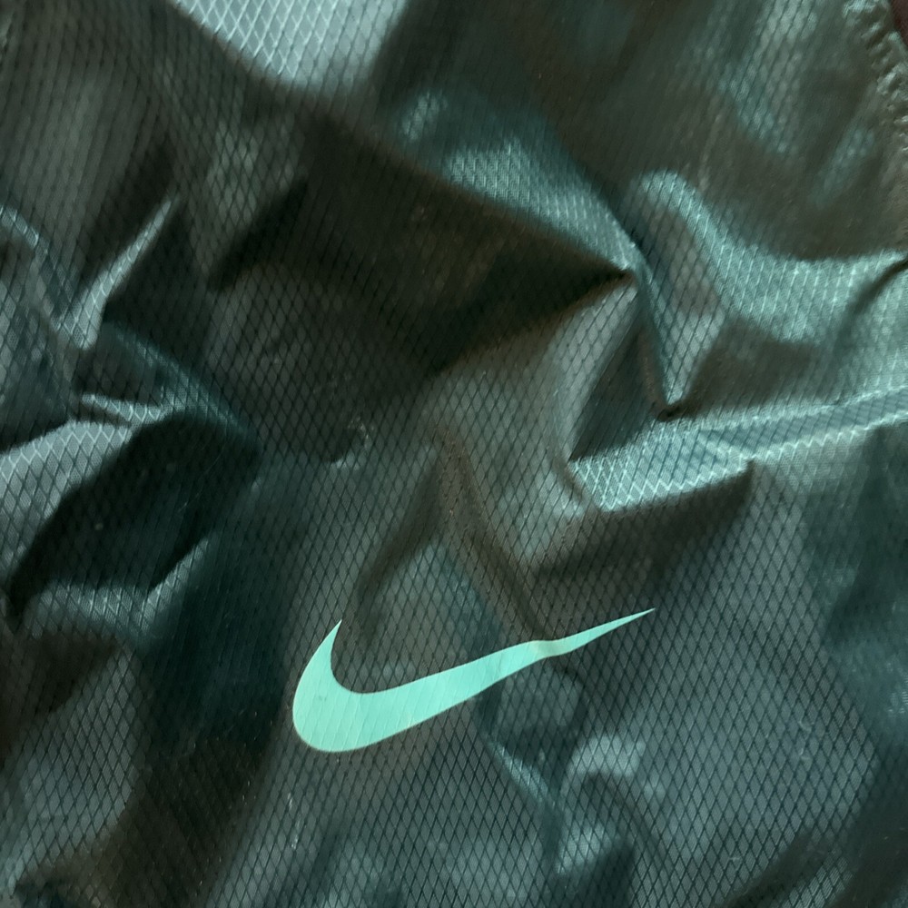 NIKE TRAINING GYM SACK.. Green EUC