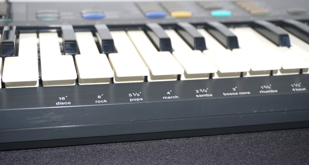 Casio SK-1 Portable Sampling Keyboard Vintage Lofi Polyphonic Sampler