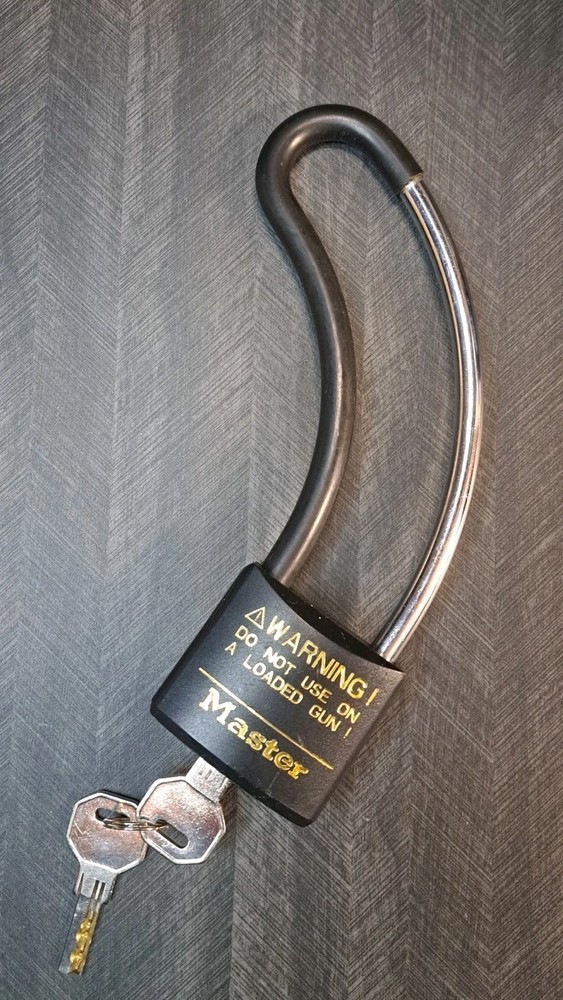 Master Lock Cable Gun Safety Lock With 2 Keys 528 EUC BIN96