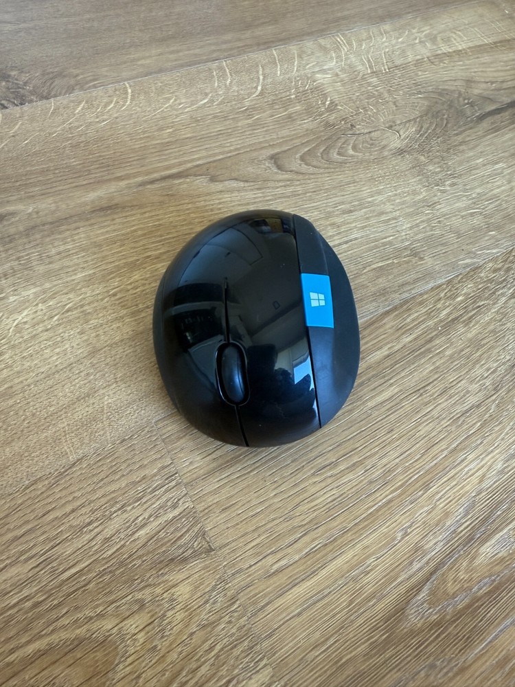 Microsoft Sculpt Mouse (has issues) w/dongle Sold AS IS NO returns