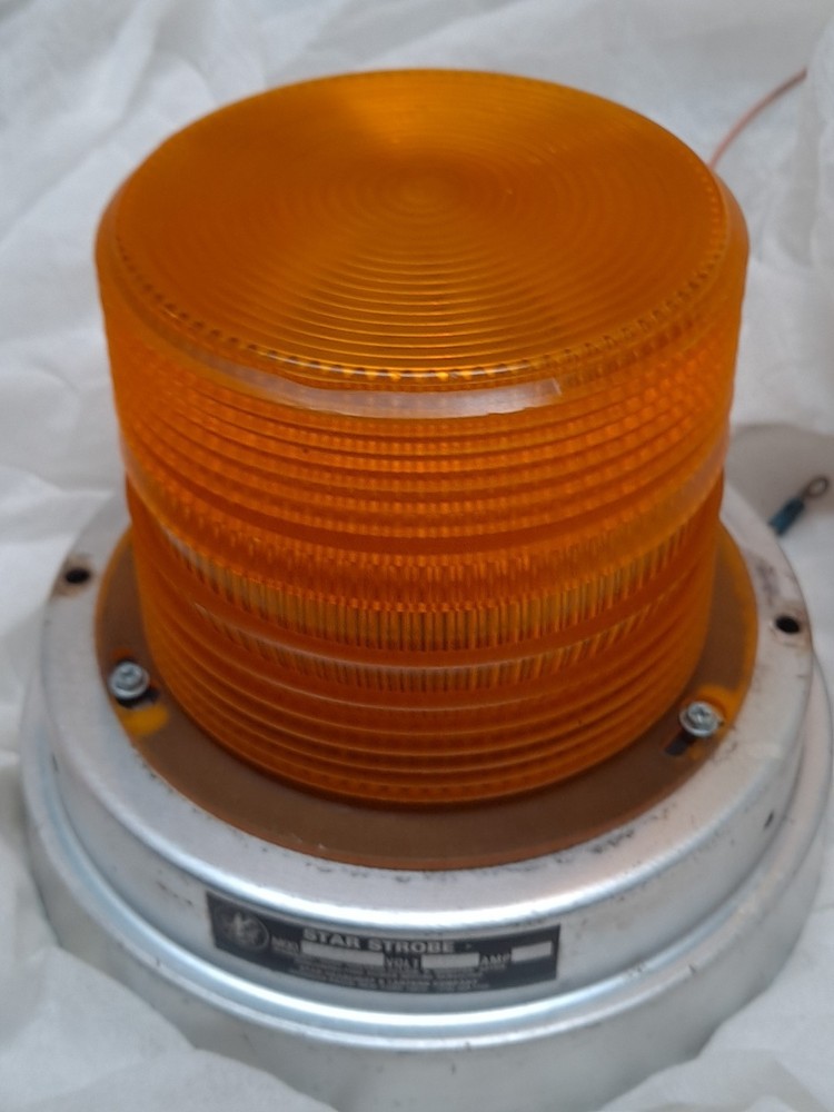 Star Strobe Light Beacon Model 200AH, 12 VOLT, NR