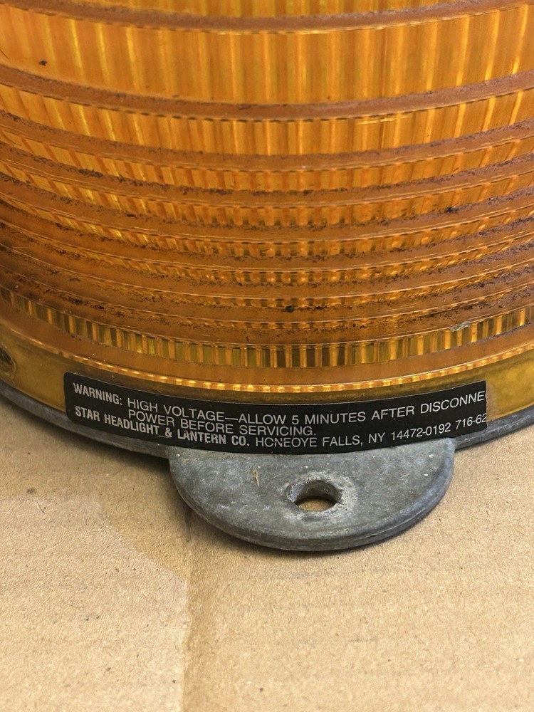 (2) Star Headlight Lantern Co. 12 Voltage High Output Lights (Parts)