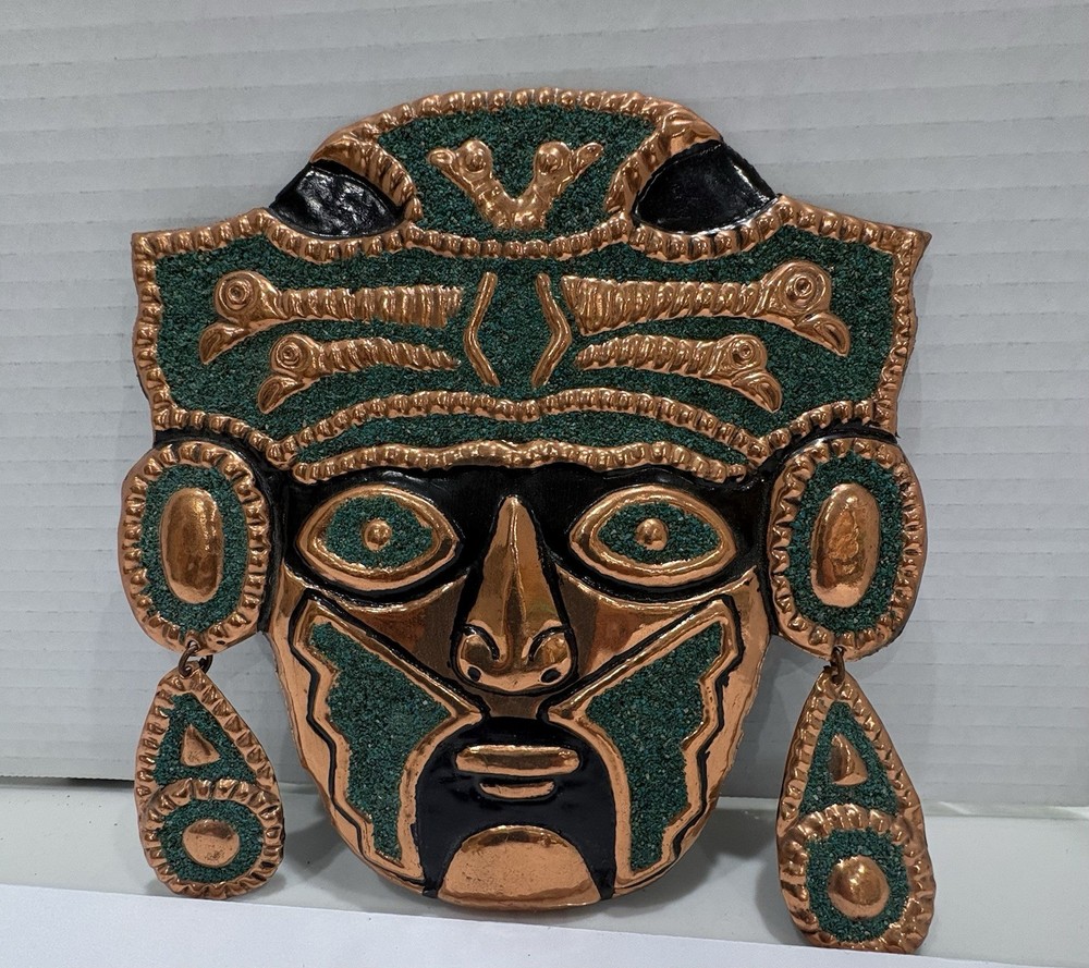 VINTAGE PERUVIAN ARTISAN MADE COPPER WALL HANGING FACE MASK