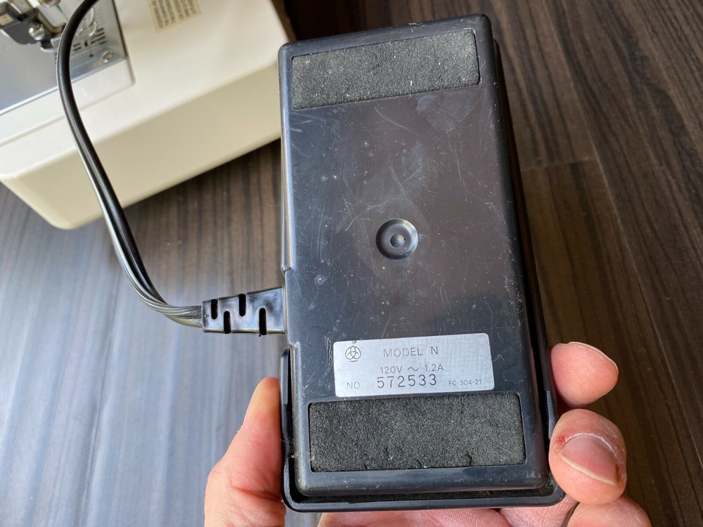 Brother XR-23 Sewing Machine w/ Accessories