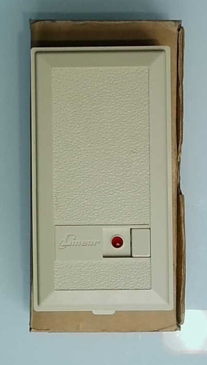 Linear  SST00001 Supervised Digital Security Transmitter ST Series