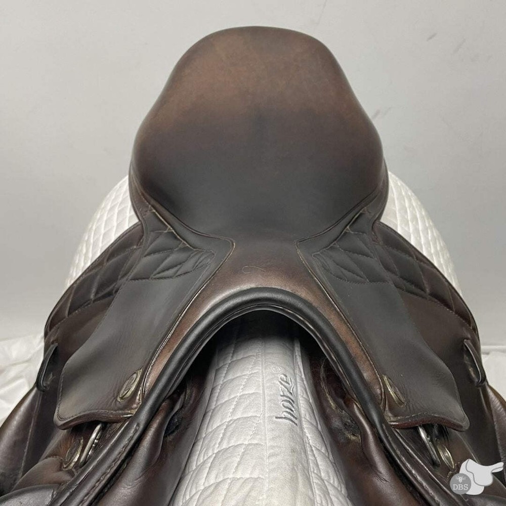 Prestige 17" M DX Jumping Saddle