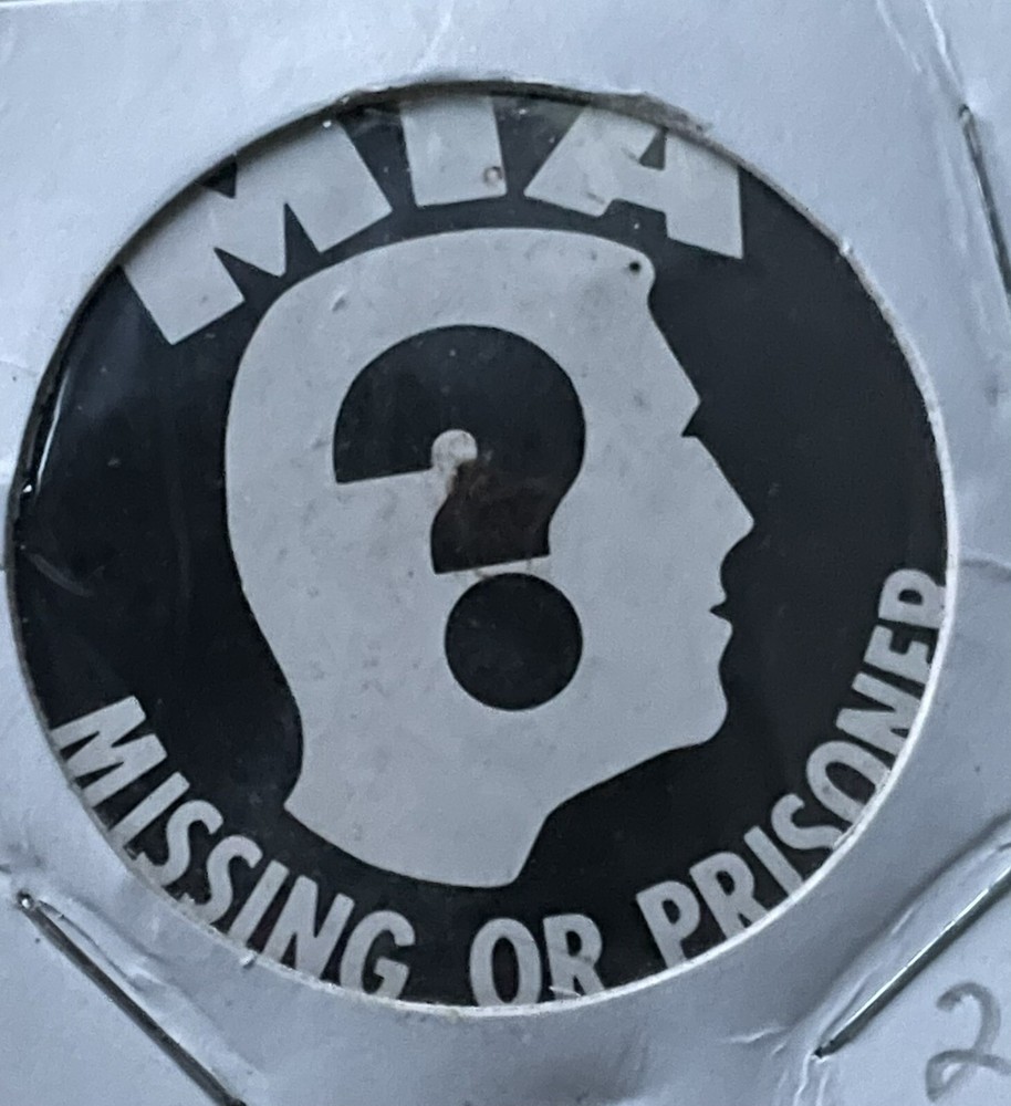 Vintage Vietnam War MIA Missing Or Prisoner Pinback Button