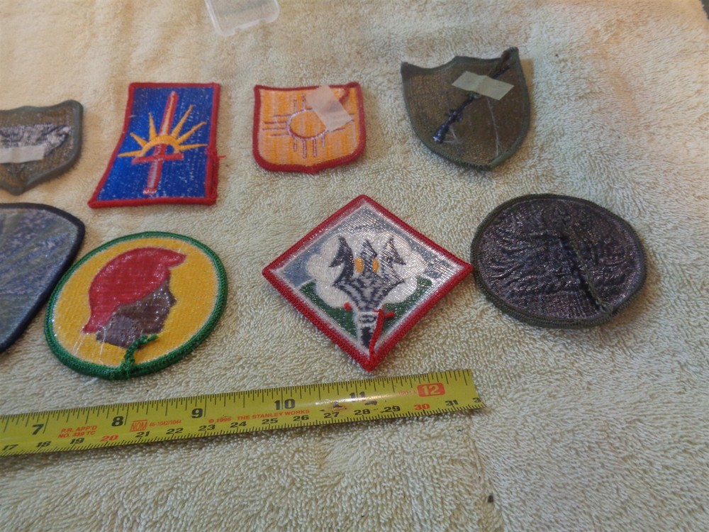 10 Military Patches New & Used (BOX TOAD#B8)