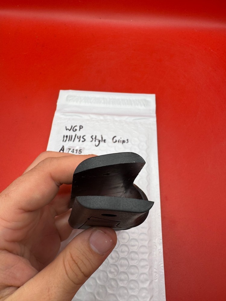 WGP 1911/45 Style Grips