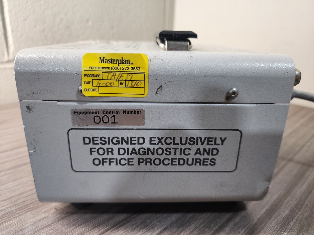 Luxtec 2400 Series Quartz Halogen Fiber Optic Light Source